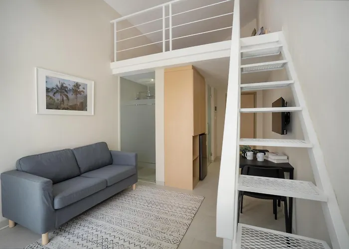 Aparthotel Bali Bustle Sunset Coliving And Coworking Space Legian