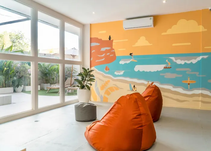 Bali Bustle Sunset Coliving And Coworking Space 3* Legian