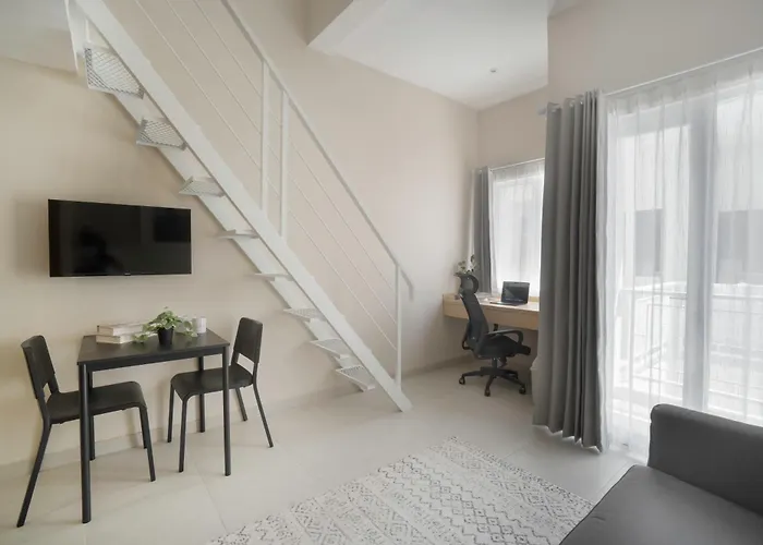 Bali Bustle Sunset Coliving And Coworking Space 3* Legian