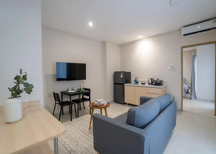 Bali Bustle Sunset Coliving And Coworking Space 3* Legian