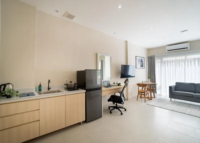 Aparthotel Bali Bustle Sunset Coliving And Coworking Space Legian