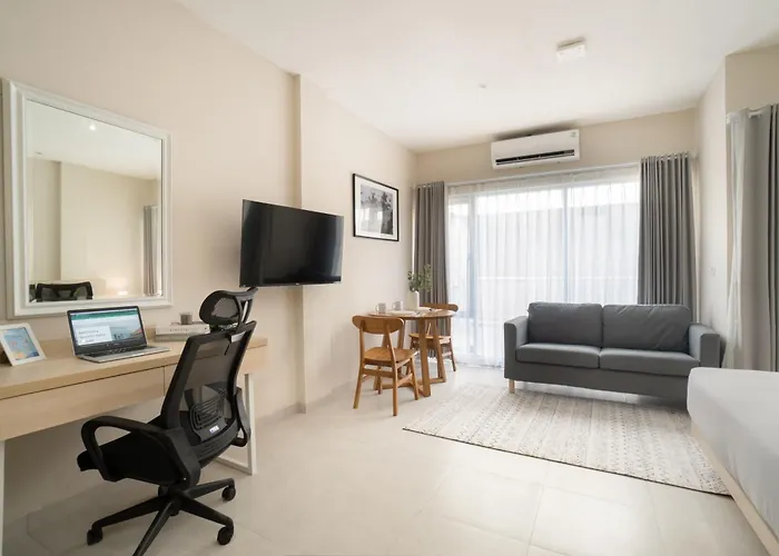 Bali Bustle Sunset Coliving And Coworking Space Aparthotel 3*